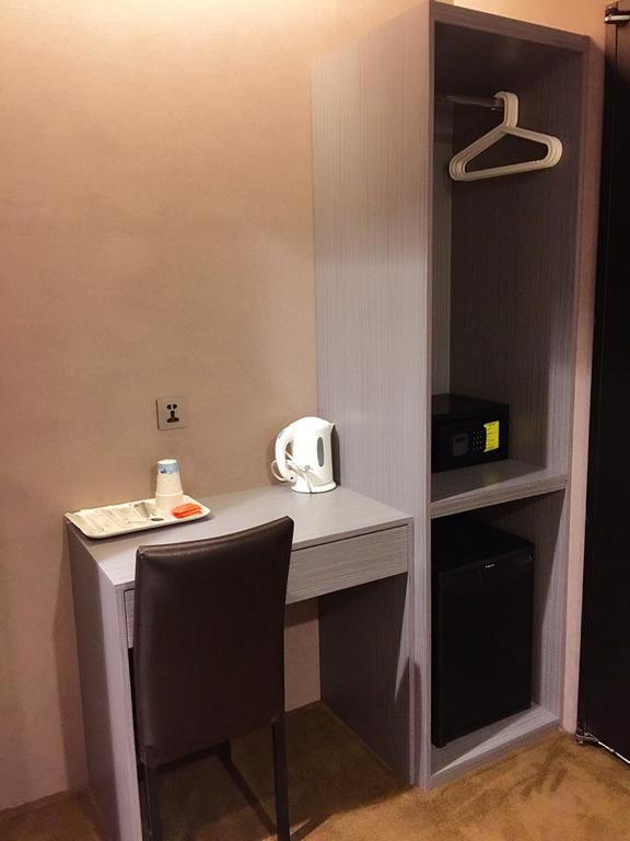 Ximen 101 - S Hotel Taipei Dış mekan fotoğraf